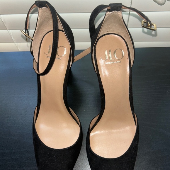 Jennifer Lopez Hidee Heels (Barely worn) - Picture 4 of 5